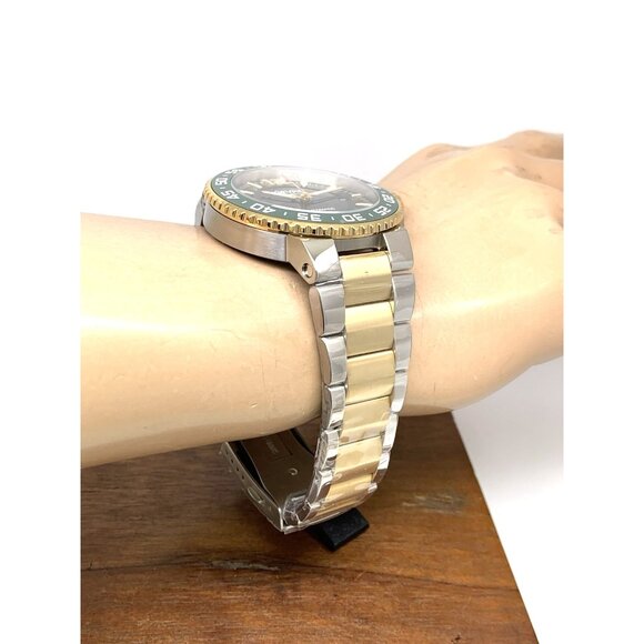 Gevril Men's Watch 46703 Riverside Swiss Automatic Green Dial Two Tone 43mm - Picture 12 of 14